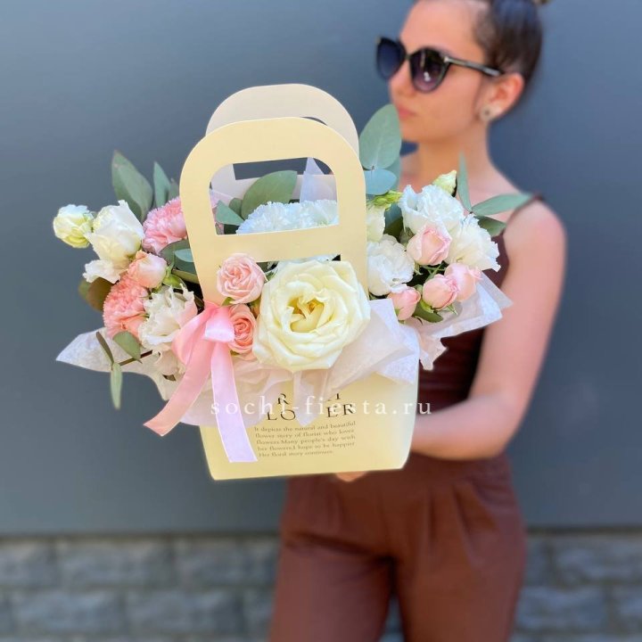 Цветочная сумочка "Рафаэль" в Тюмени