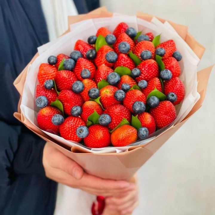 Ягодный бум №4 в Тюмени