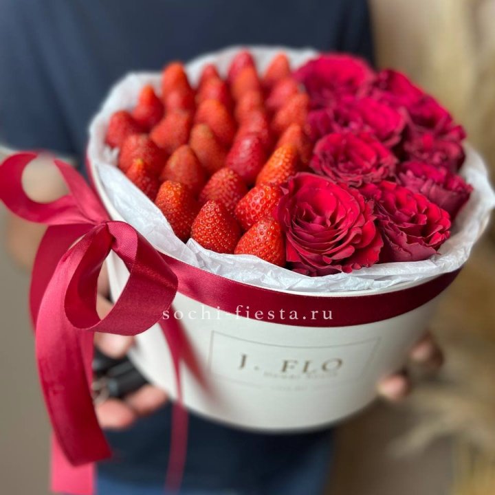 Клубничный бокс №1 в Тюмени