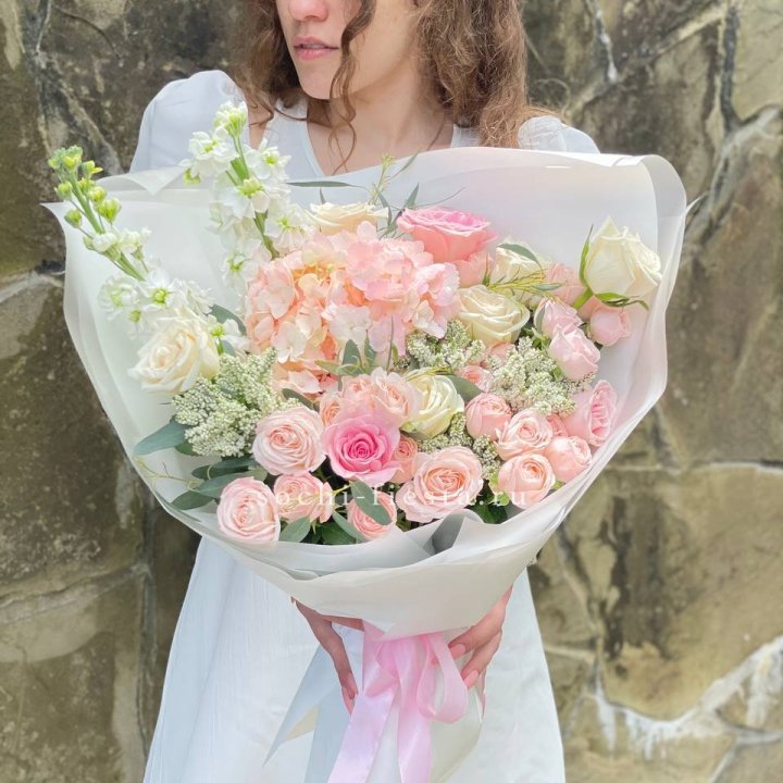 Дизайнерский букет №26 в Тюмени