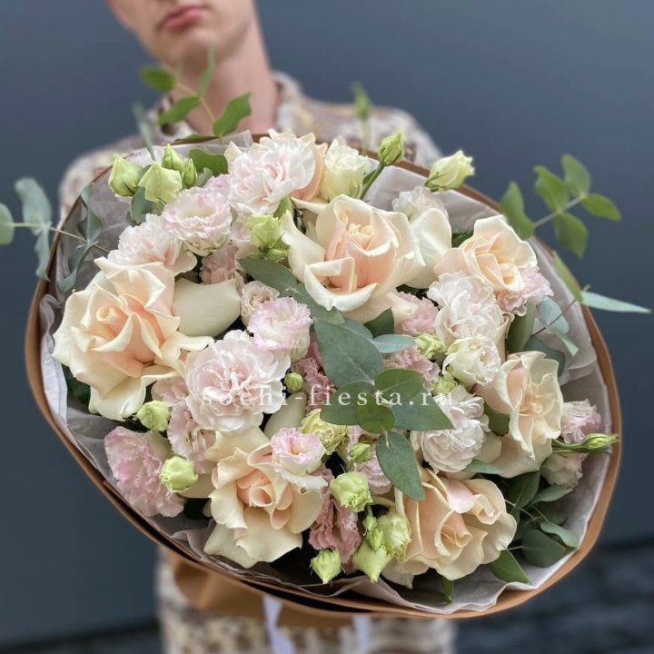  Букет кремовых роз "Мокко" в Тюмени