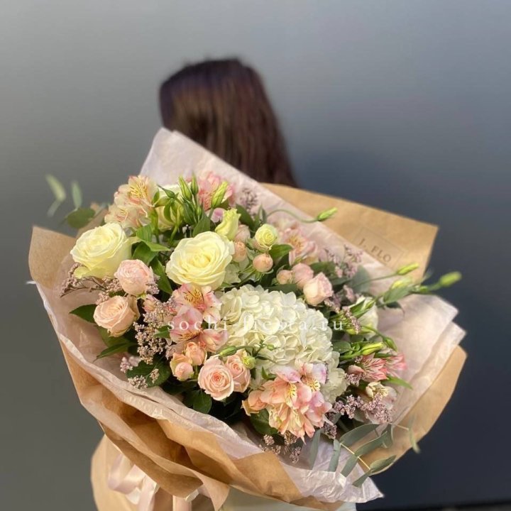 Дизайнерский букет №1 в Тюмени