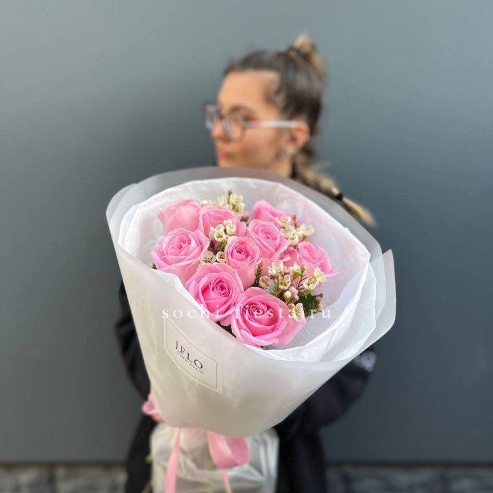 Букет розовых роз  в Тюмени