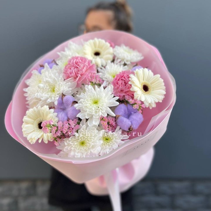 Букет цветов "Пинк спринг" в Тюмени