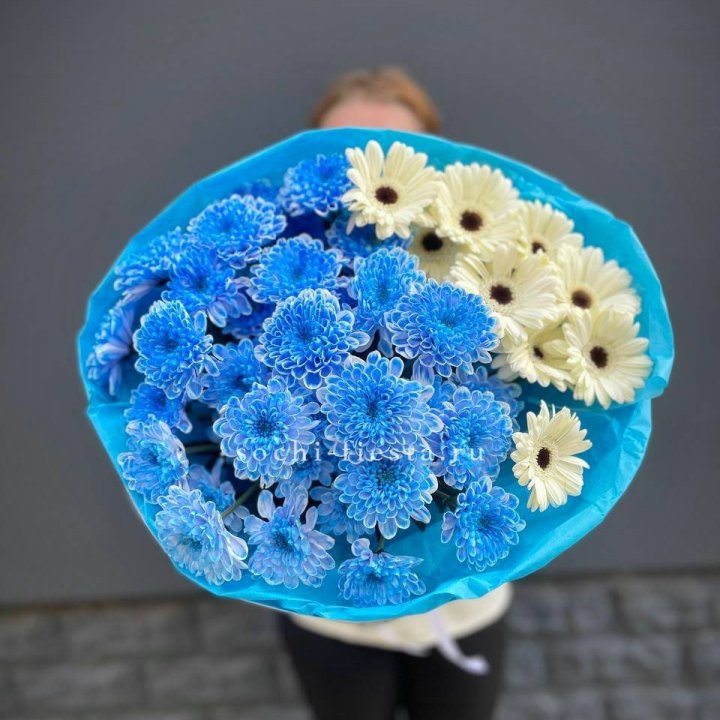 Букет хризантем и гербер в Тюмени