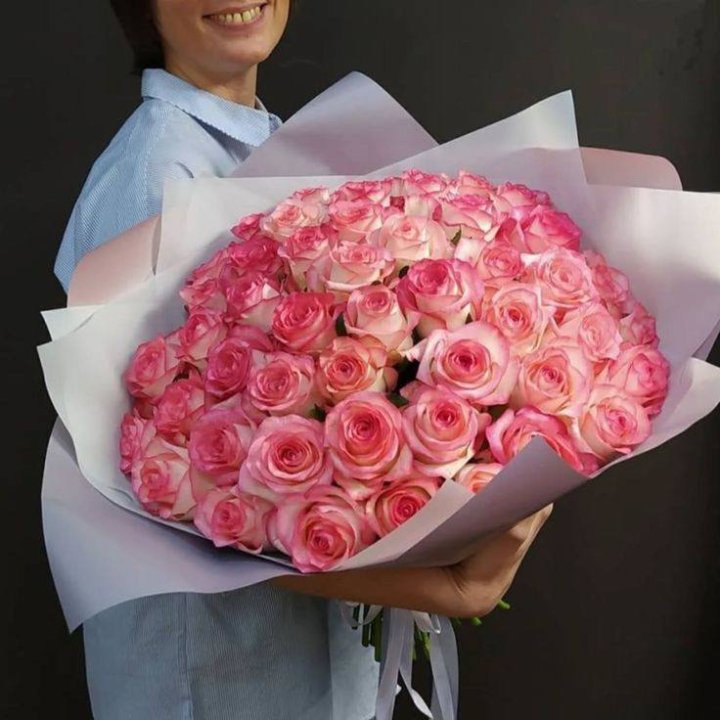 101 роза Джумилия в оформлении  в Тюмени