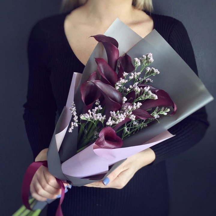 Букет фиолетовых калл в Тюмени