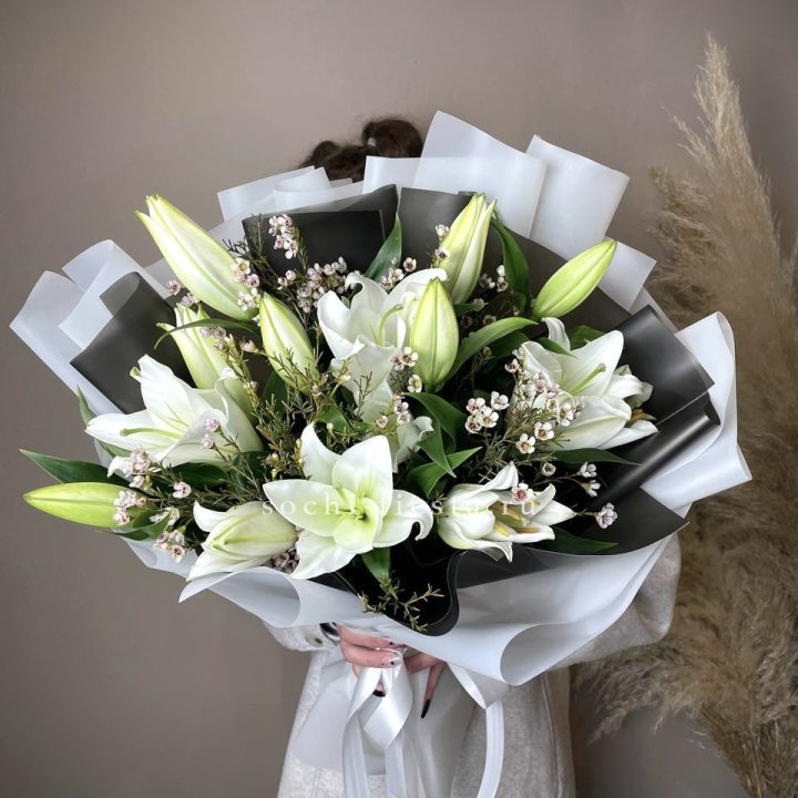 Букет лилий Снежная королева в Тюмени