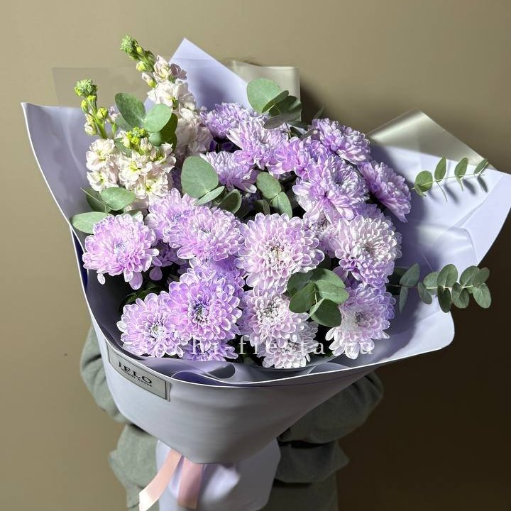 Дуо хризантема и маттиола в Тюмени