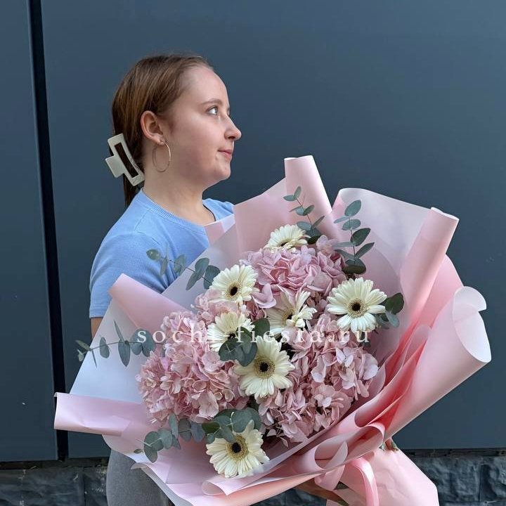 Букет "Знак любви" в Тюмени