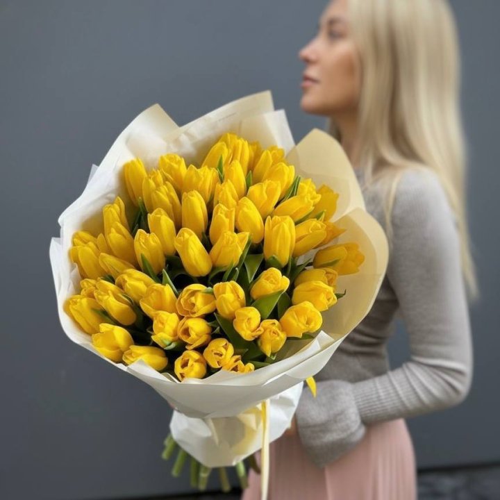51 желтый тюльпан в Тюмени