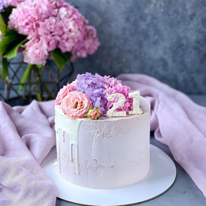 Торт с цифрой в Тюмени