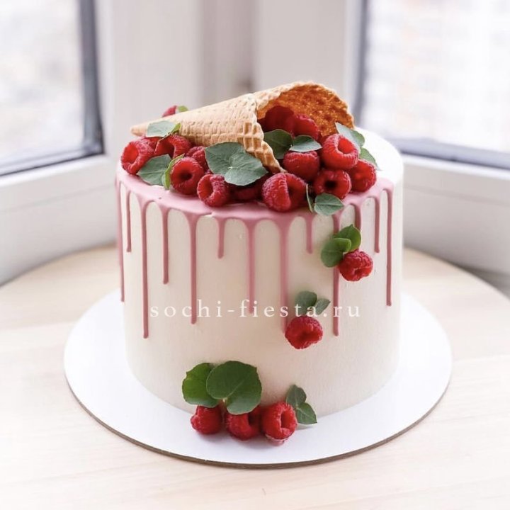 Торт "Ягодный" в Тюмени