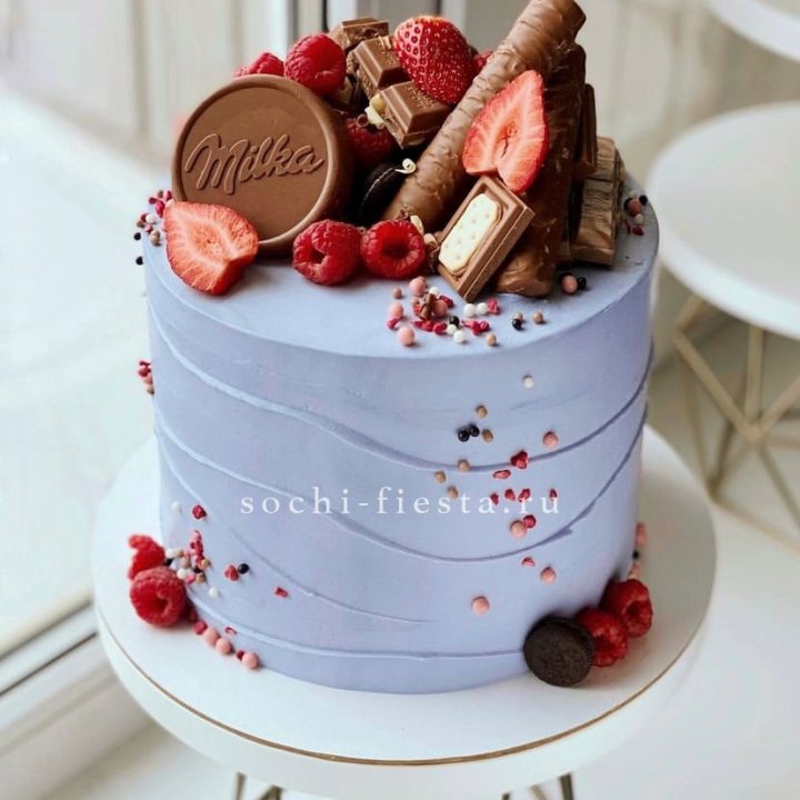 Торт "Milka's world" в Тюмени