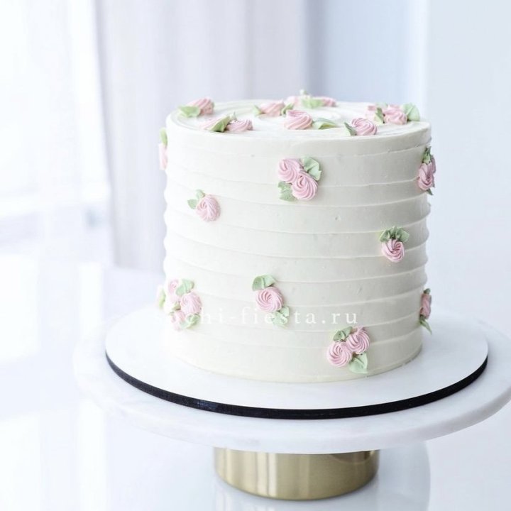 Торт "Розы в снегу" в Тюмени