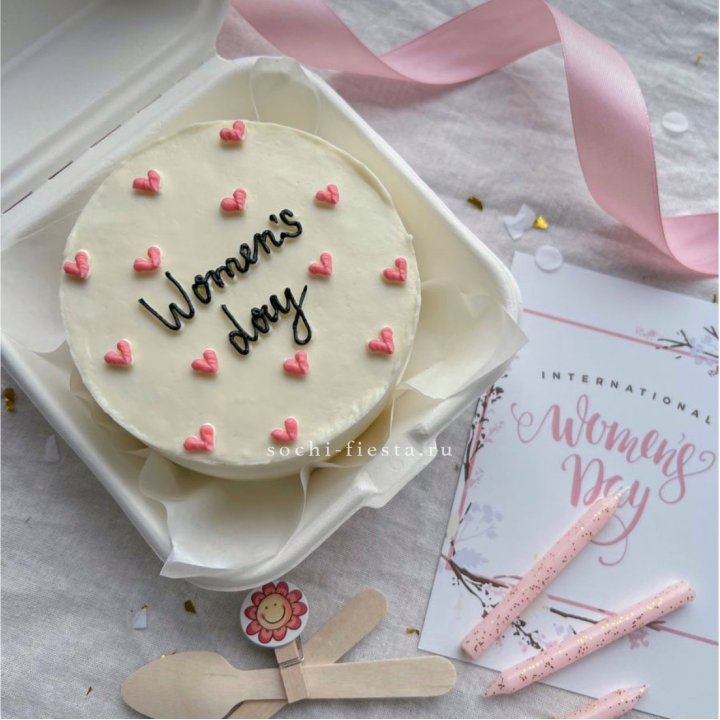 Бенто-торт "Дорогим женщинам"  в Тюмени