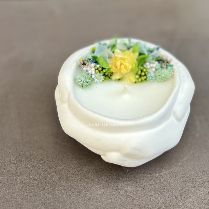 Свеча ароматическая в гипсе Руки в Тюмени