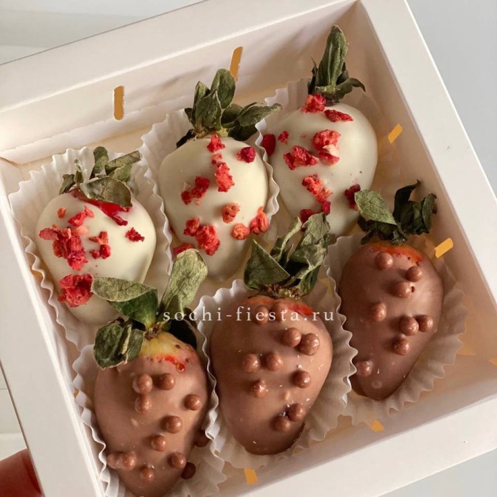 Клубника в шоколаде 6 ягод в Тюмени