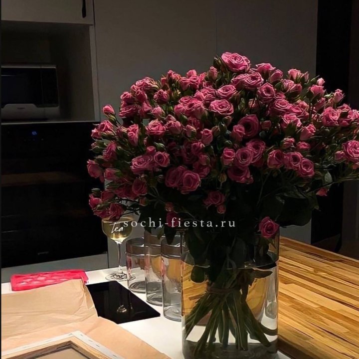 Цветочная подписка "Пакет большой" в Тюмени