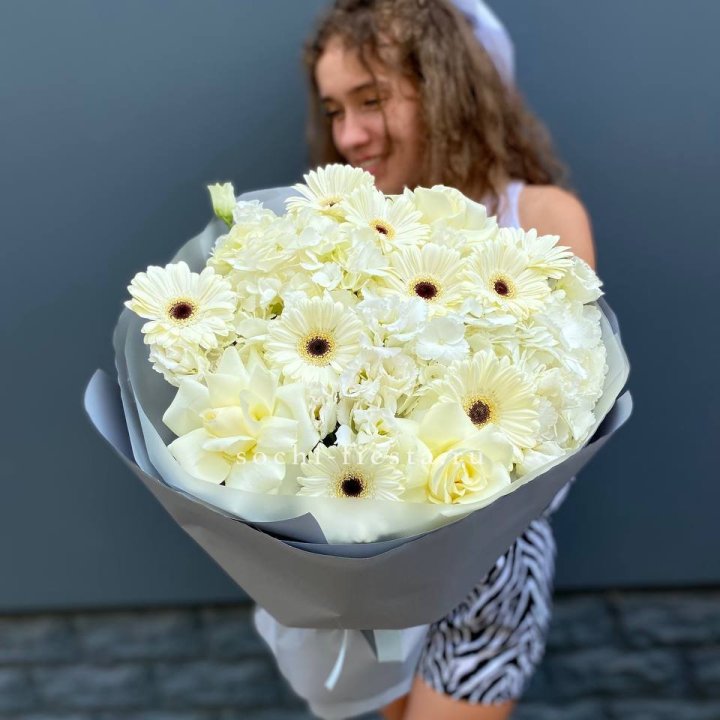  Букет "Вайт люксур" в Тюмени