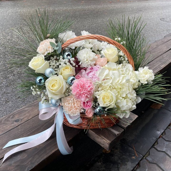 Новогодняя корзина  в Тюмени