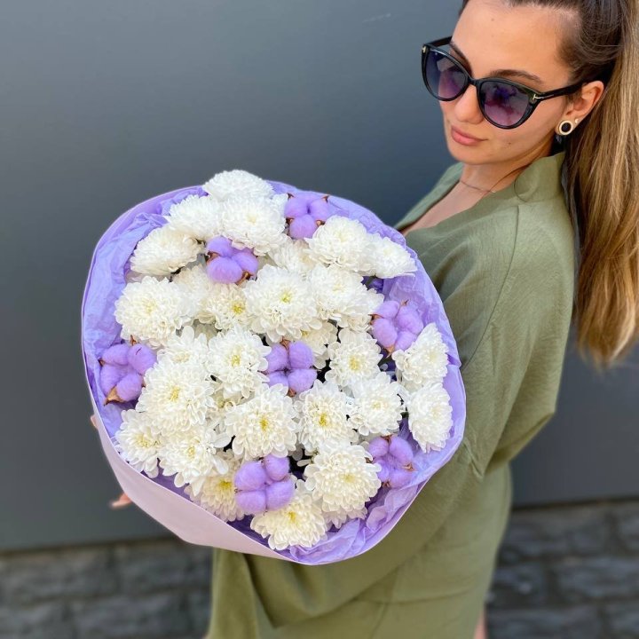  Букет  хризантем и хлопка в Тюмени