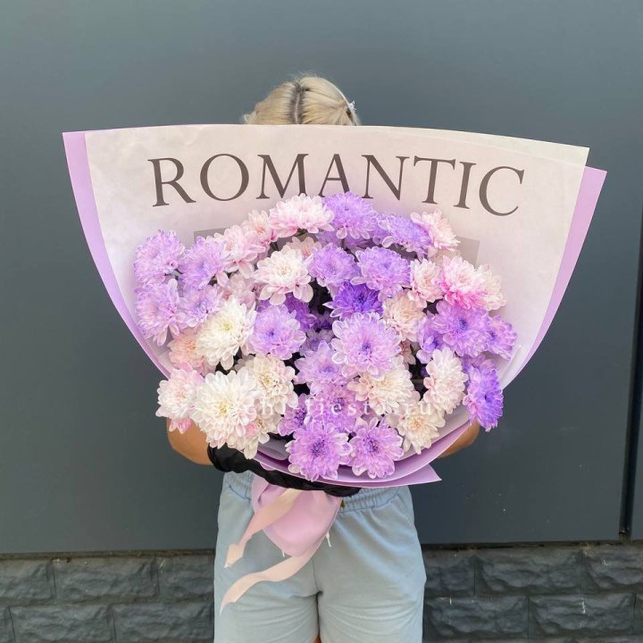 Букет сиреневых хризантем в Тюмени