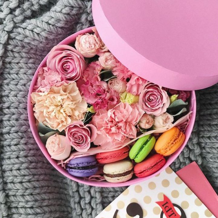 Цветочный бокс пинк в Тюмени