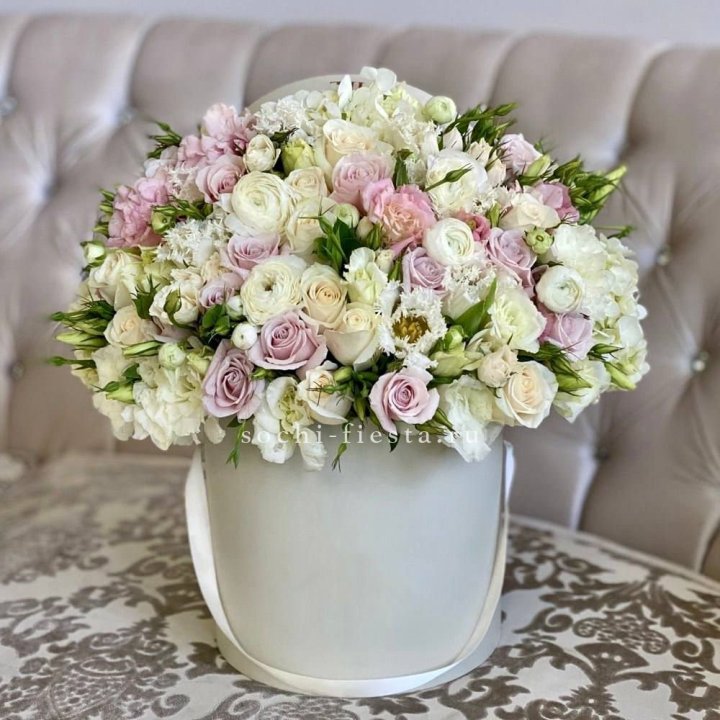 Цветочный бокс "Ловинг" в Тюмени