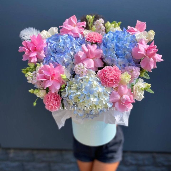 Коробка с цветами "Лемия" в Тюмени