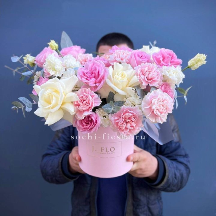 Цветочный бокс "Памела" в Тюмени