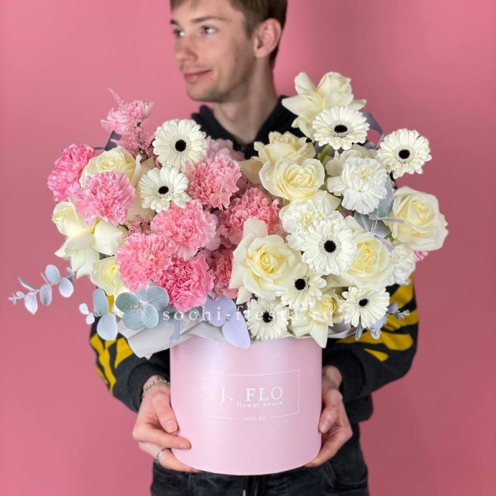 Дизайнерский бокс "Индира" в Тюмени