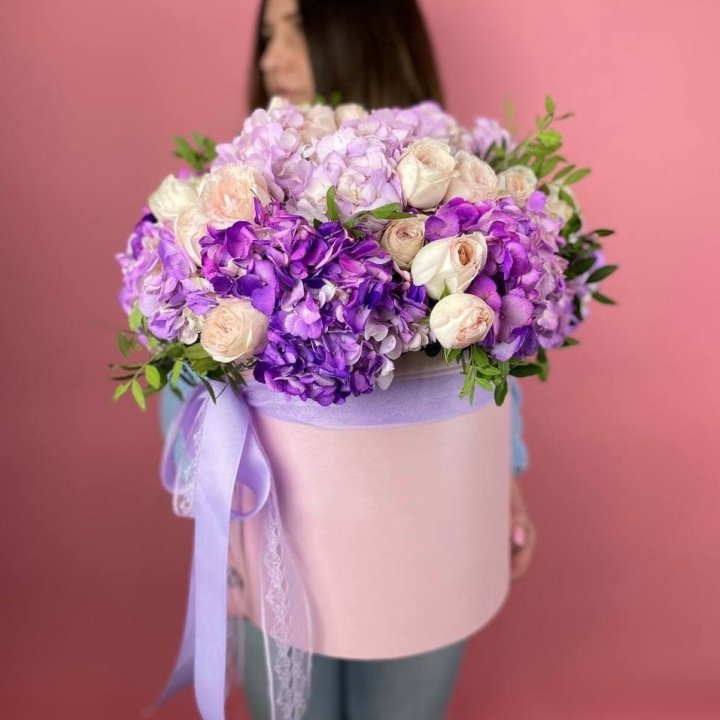 Авторский бокс "Виолета" в Тюмени