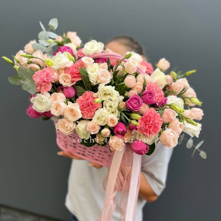 Цветочная корзина "Флоренция" в Тюмени