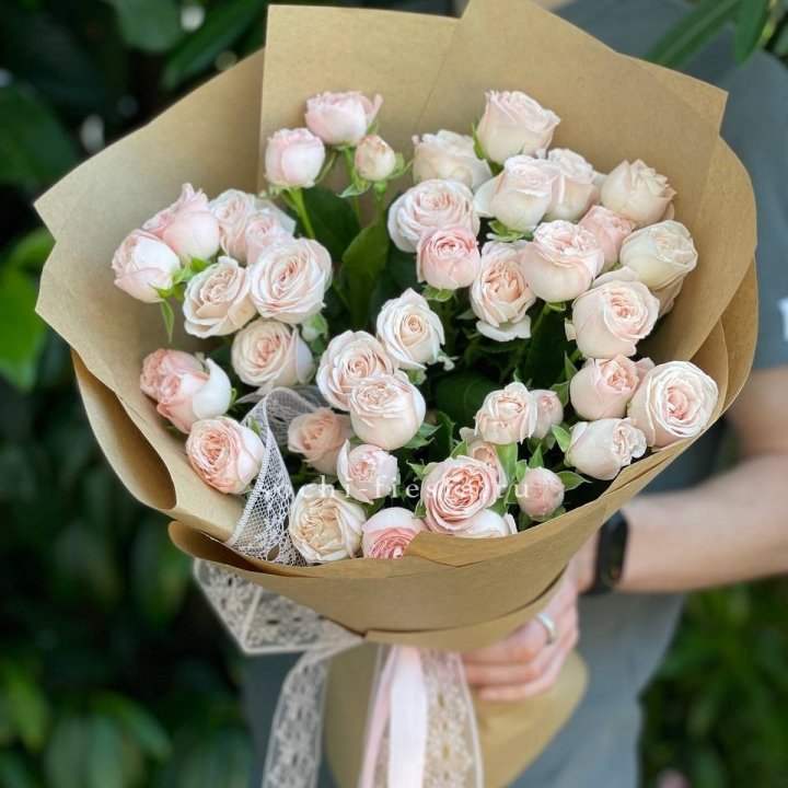 Кустовые розы букет №1 в Тюмени