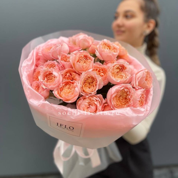 Букет из пионовидных роз Джульетта в Тюмени