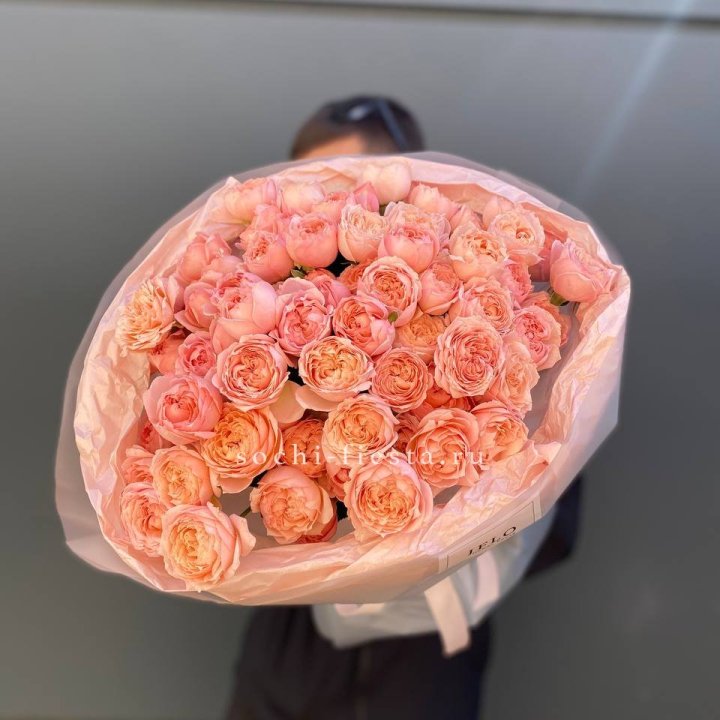 Букет из 21 пионовидной розы Джульетта в Тюмени