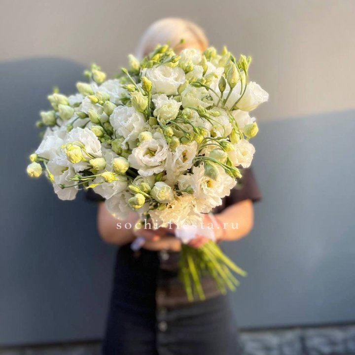 Букет эустом под ленту  в Тюмени