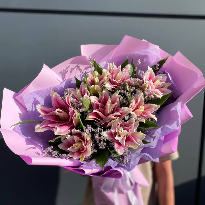 Букет пионовидных лилий №4 в Тюмени