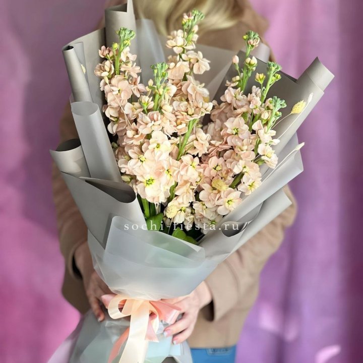 Букет ароматной маттиоллы №2 в Тюмени