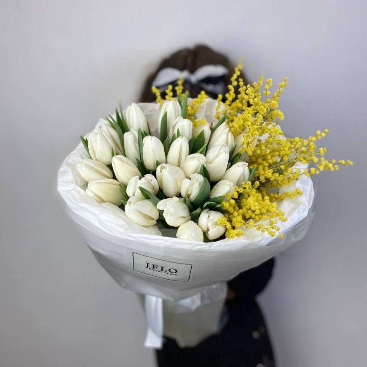 Дуо тюльпан и мимоза в Тюмени