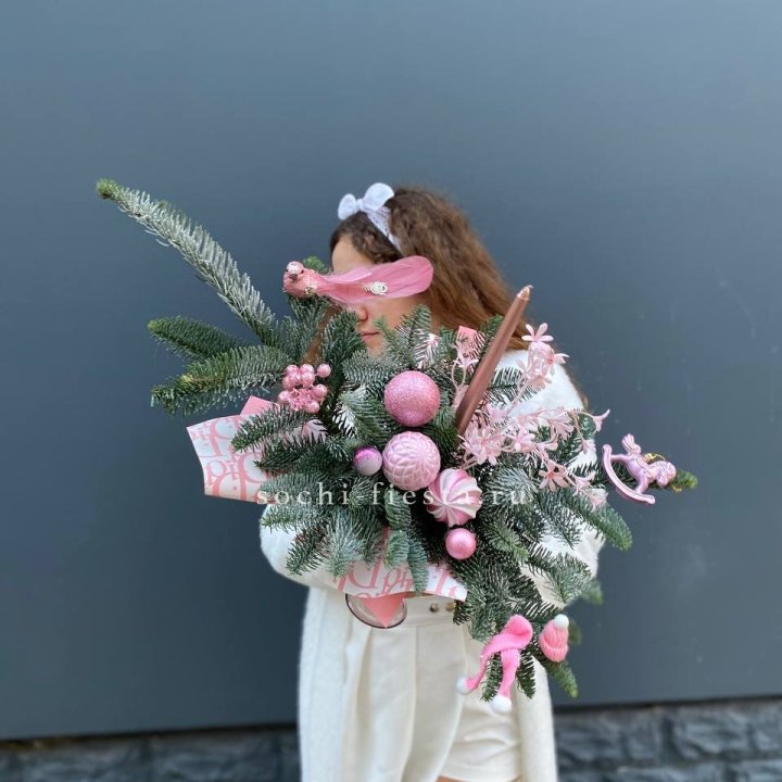 Композиция бокал розовый в Тюмени