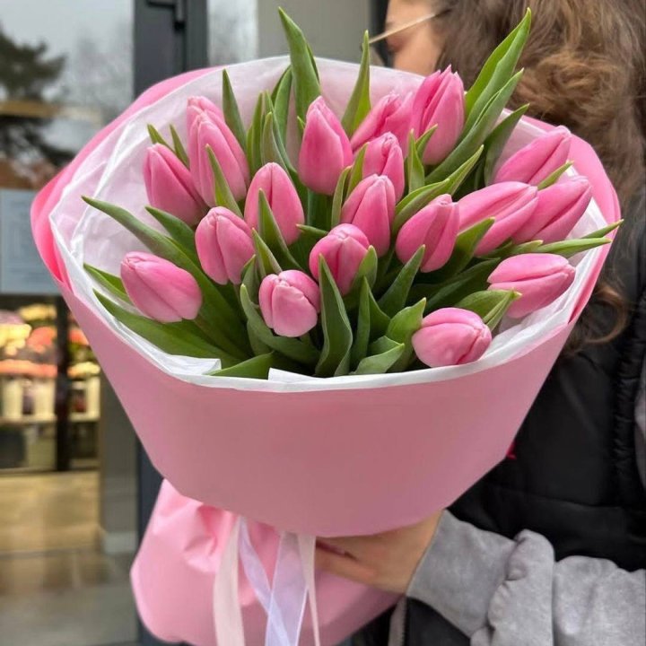  19 розовых тюльпанов в Тюмени