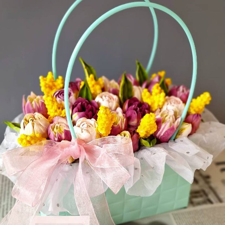 Тюльпаны в сумочке из зефира в Тюмени