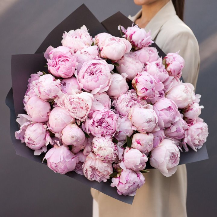 Пионы охапка в Тюмени