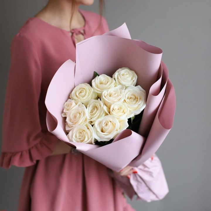 11 белых роз в Тюмени