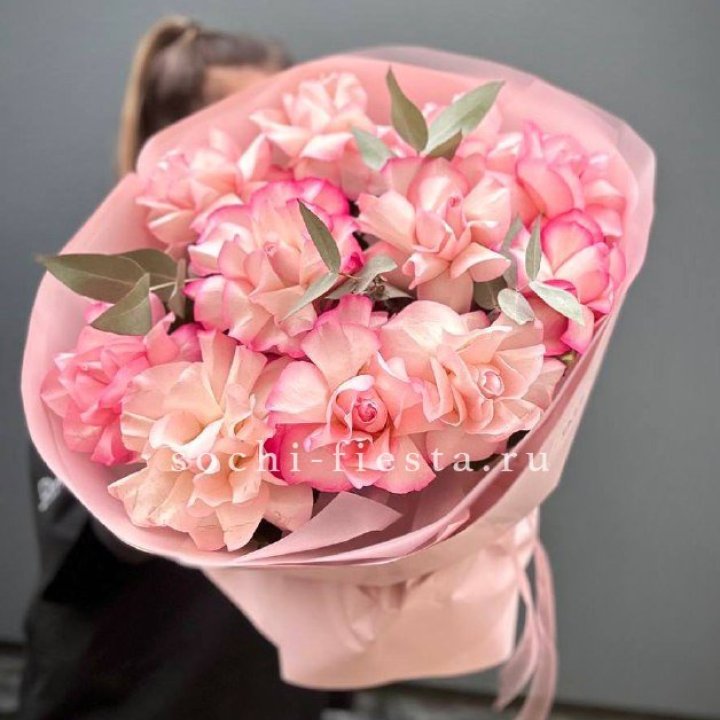 Нежно- розовые французские розы Венди в Тюмени