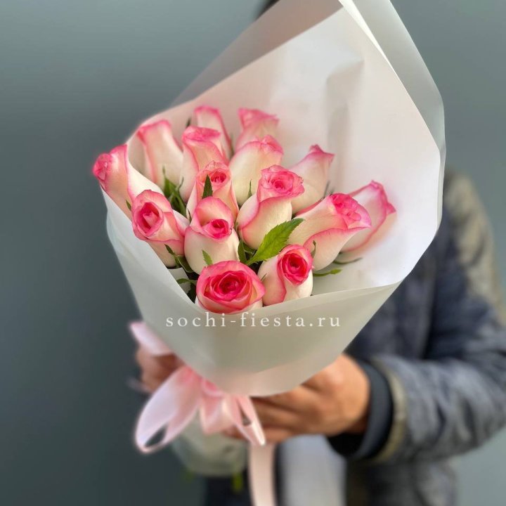 15 роз "Джумилия" в Тюмени