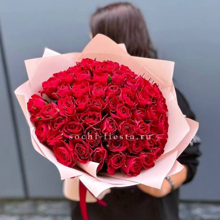 55 кенийских роз в Тюмени