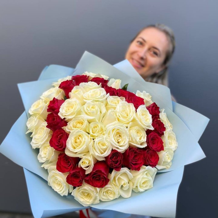 51 роза "Сердце" в Тюмени